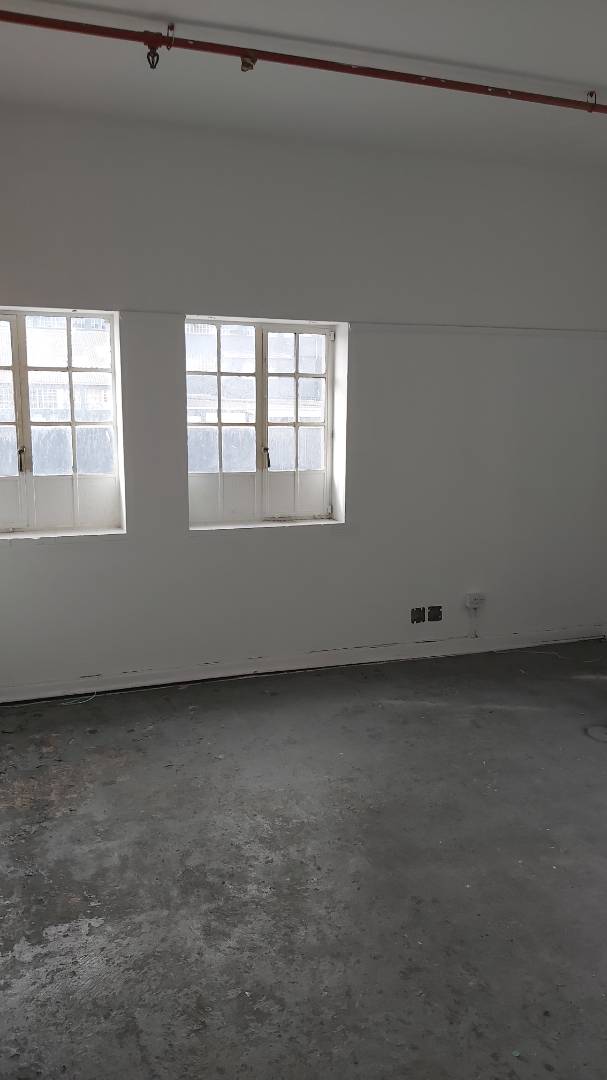 To Let commercial Property for Rent in North End Eastern Cape